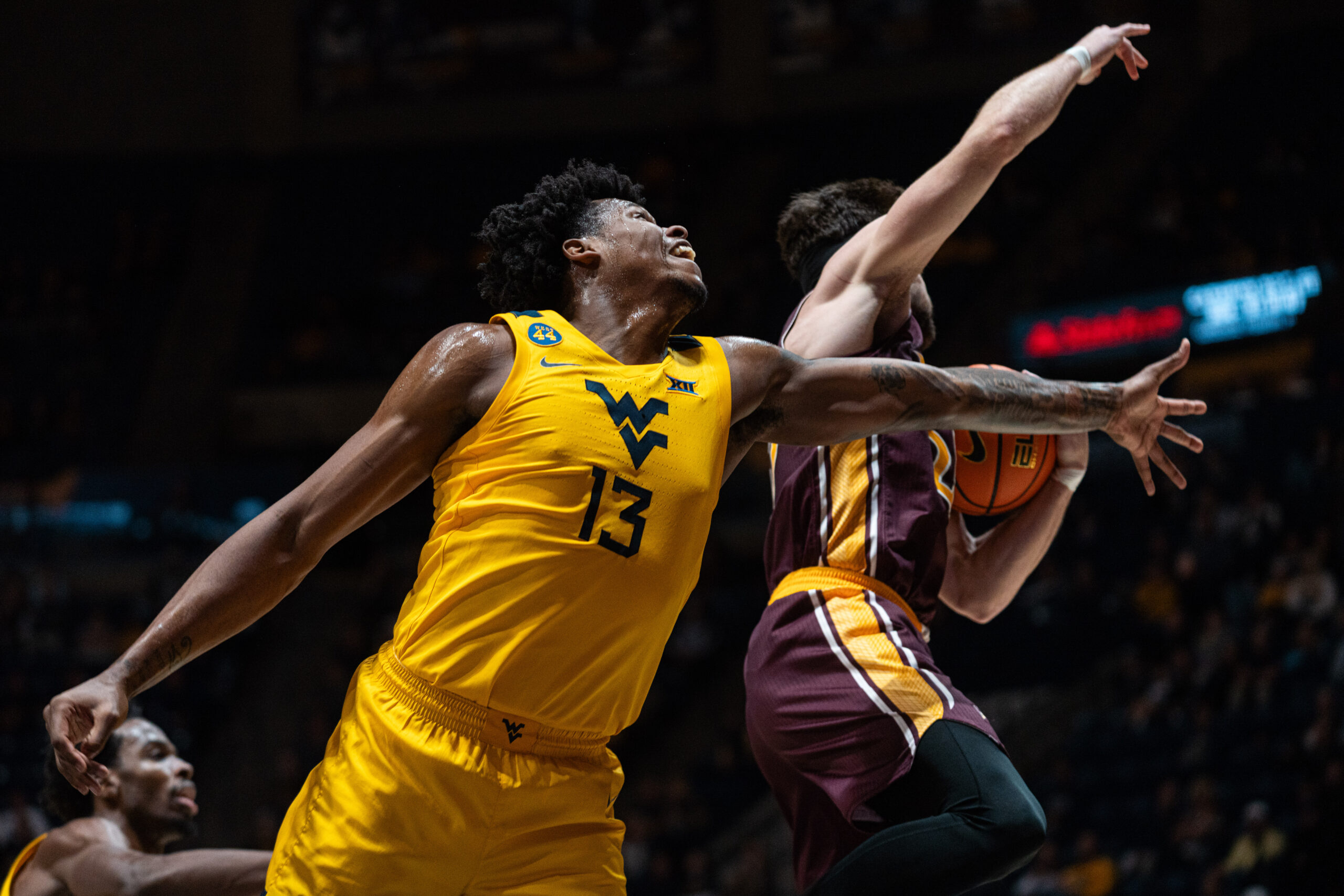 Darian DeVries has built WVU to handle adversity through a strong team bond